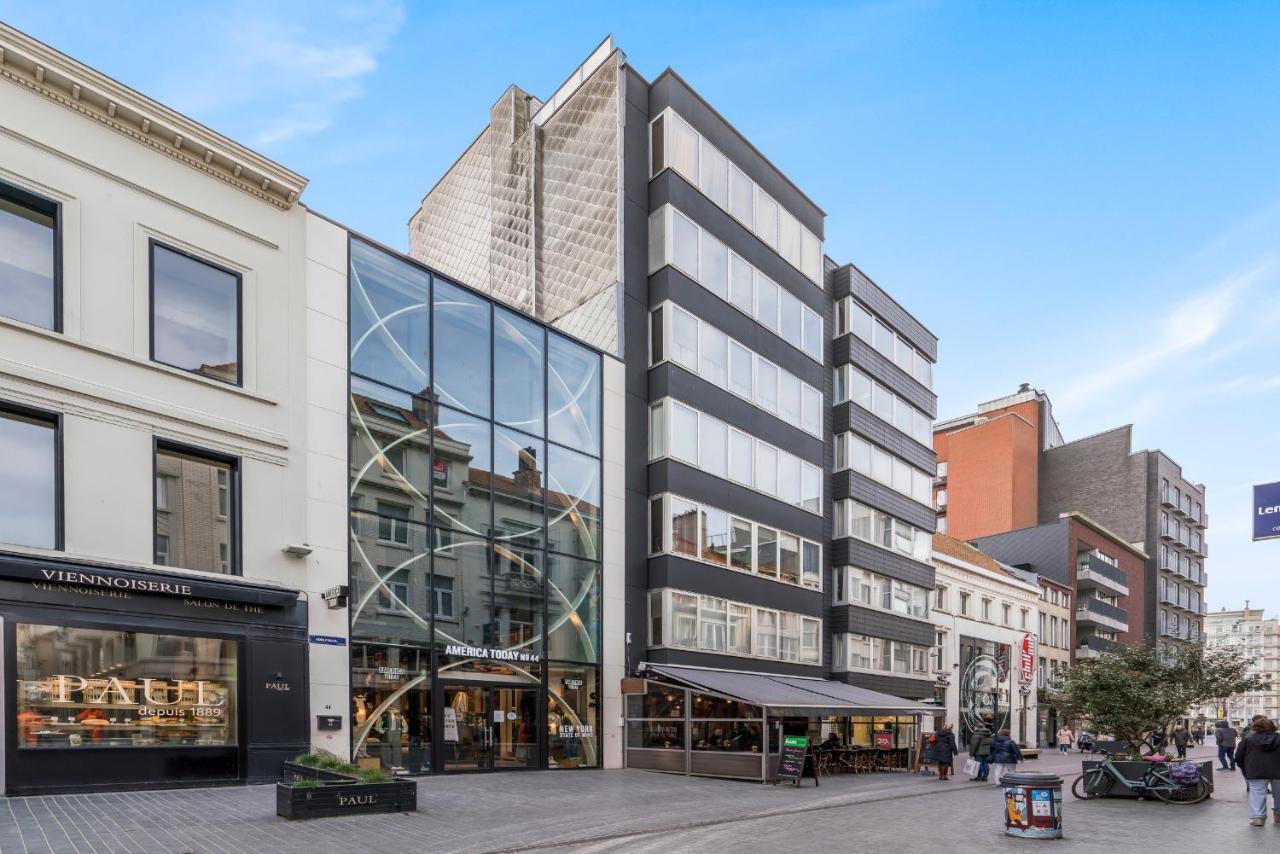 Ruim En Warm Appartement In De Winkelstraat Van Oostende Екстериор снимка