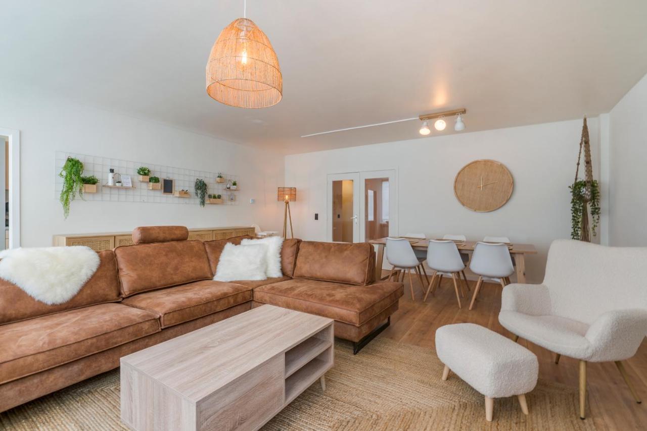 Ruim En Warm Appartement In De Winkelstraat Van Oostende Екстериор снимка