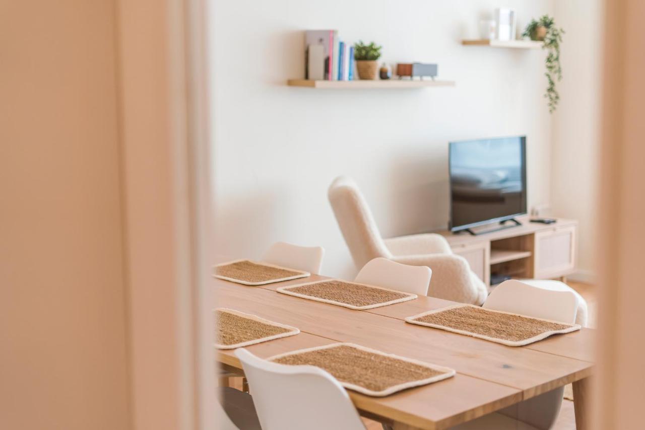 Ruim En Warm Appartement In De Winkelstraat Van Oostende Екстериор снимка